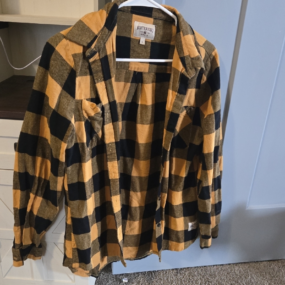 Northbound Supply Co Womens Yellow and Black Plaid Flannel Shirt